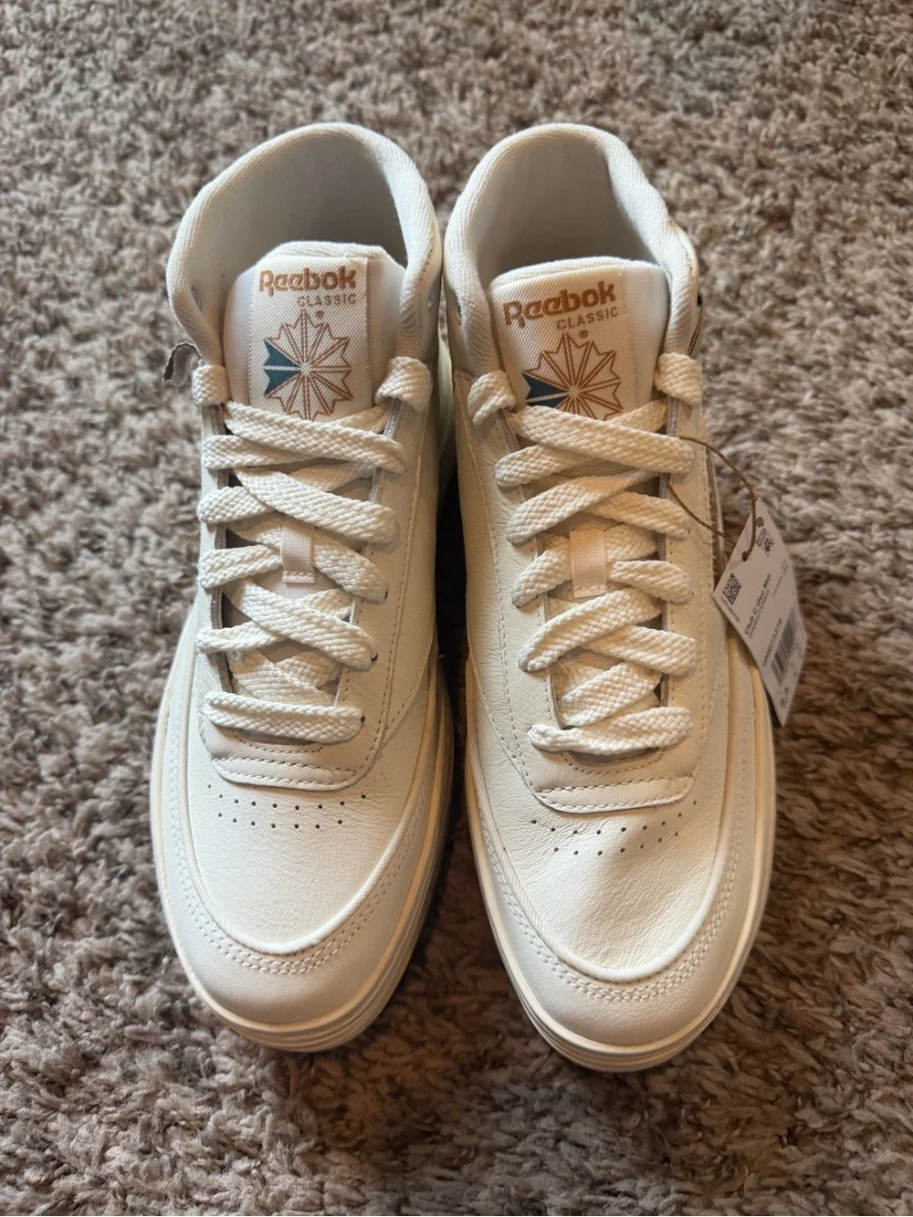 Reebok brand style